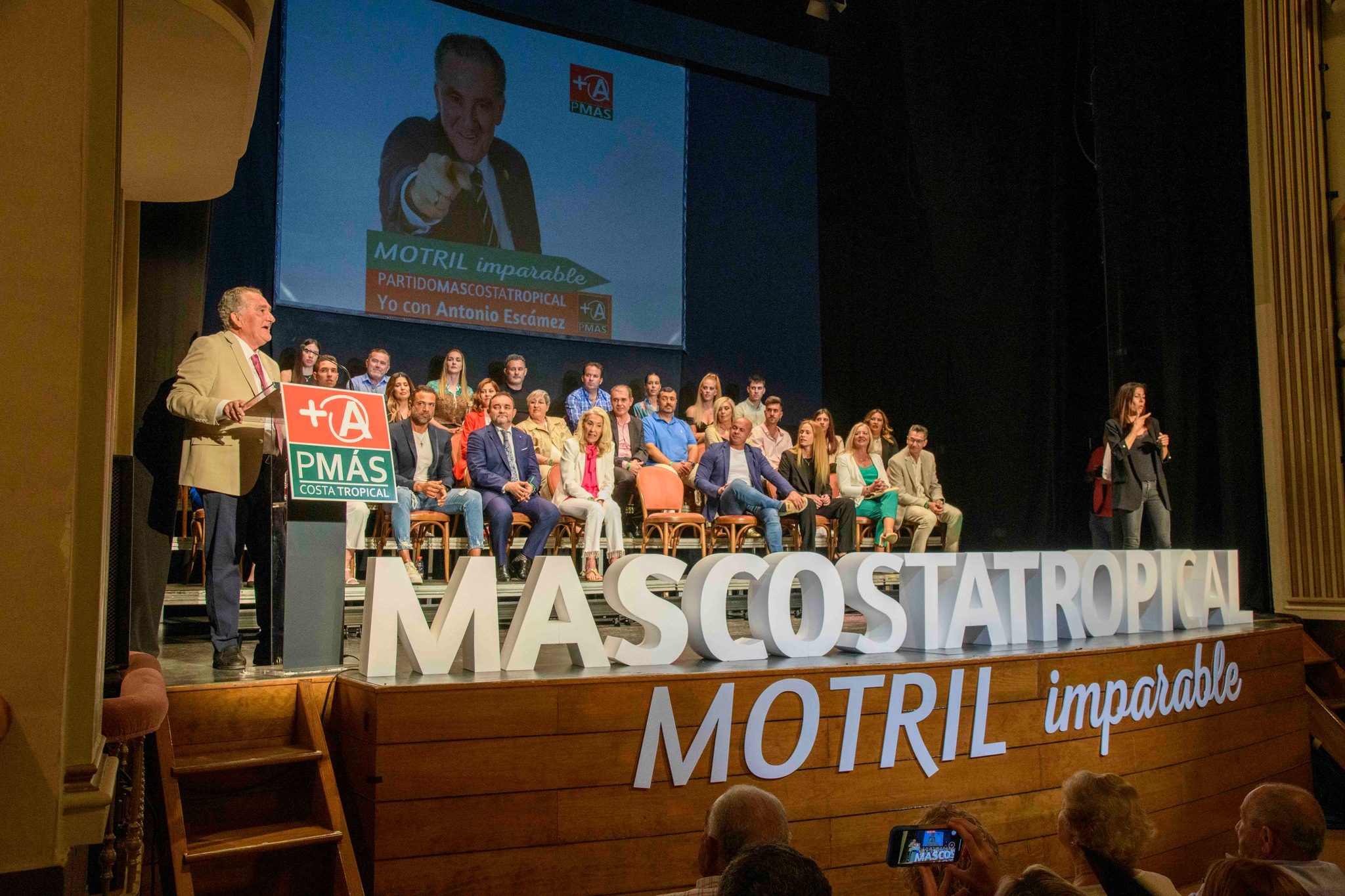 La presentacin de la candidatura de PMAS Costa Tropical a las Municipales del 28M llen el Caldern de Motril